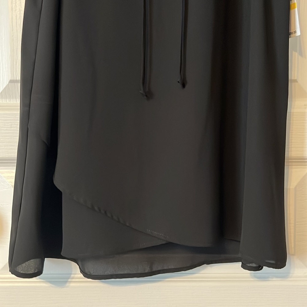 Karen Kane Asymmetrical Lace Up Crepe Tank Black Size M - Picture 4 of 9